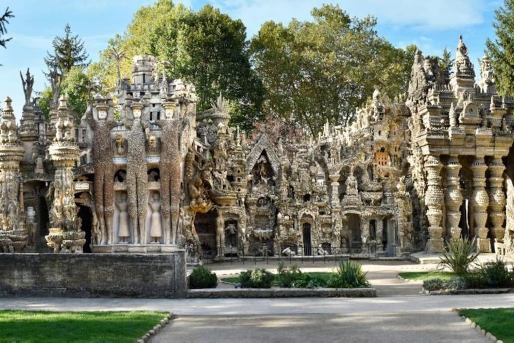 La Maison Bleue Grane ภายนอก รูปภาพ